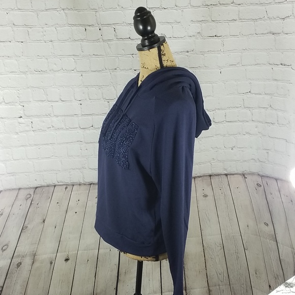 NWT VS Pink Blue Villanova Wildcats Hoodie. - Picture 2 of 5